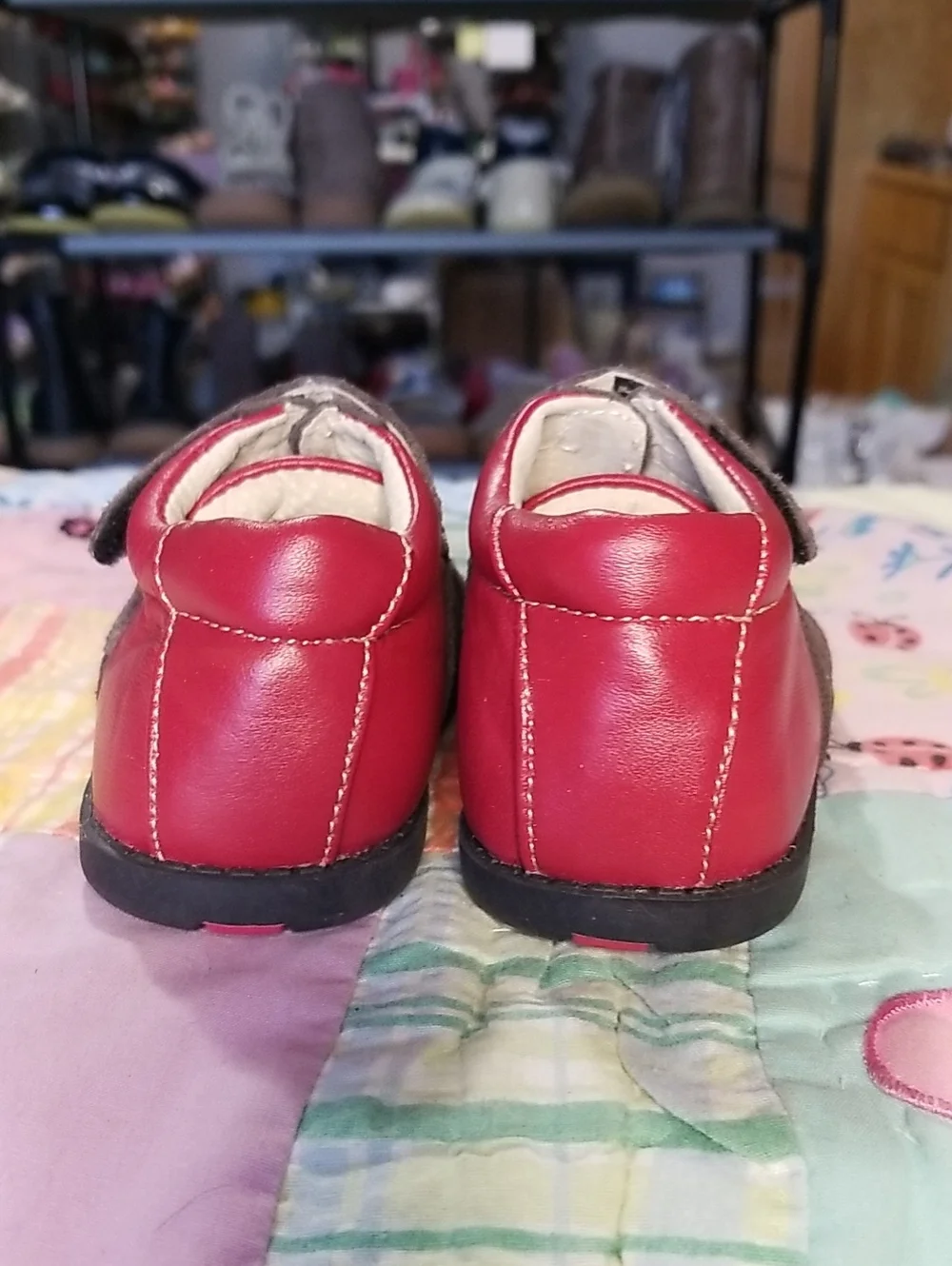 See Kai Run Toddler Red Leather and Brown Suede Leather Sneakers Size 4